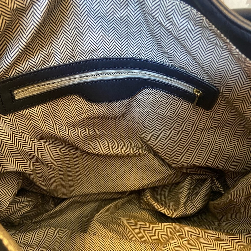 Navy Blue Bag Hobo Style - Picture 6 of 6